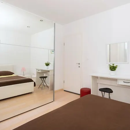 Luxury Silvana In The Center 아파트 *
