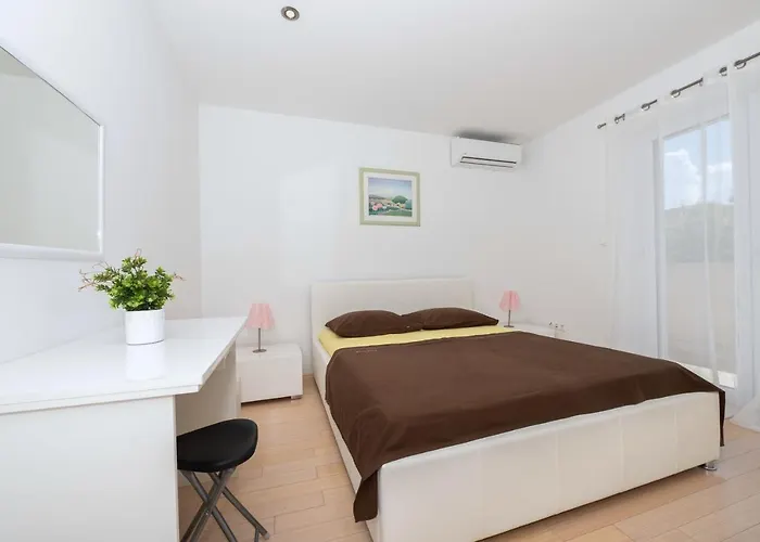 Luxury Silvana In The Center דירה מאקרסקה